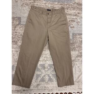 Docker's Khaki Pants- No Wrinkle Twill